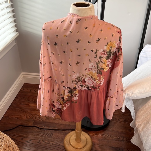 Boho floral cardigan size medium - Picture 3 of 4